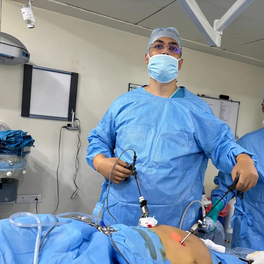 dr siddhartha bhattacharya best laparoscopic gallbladder gallstone hernia surgeon kolkata